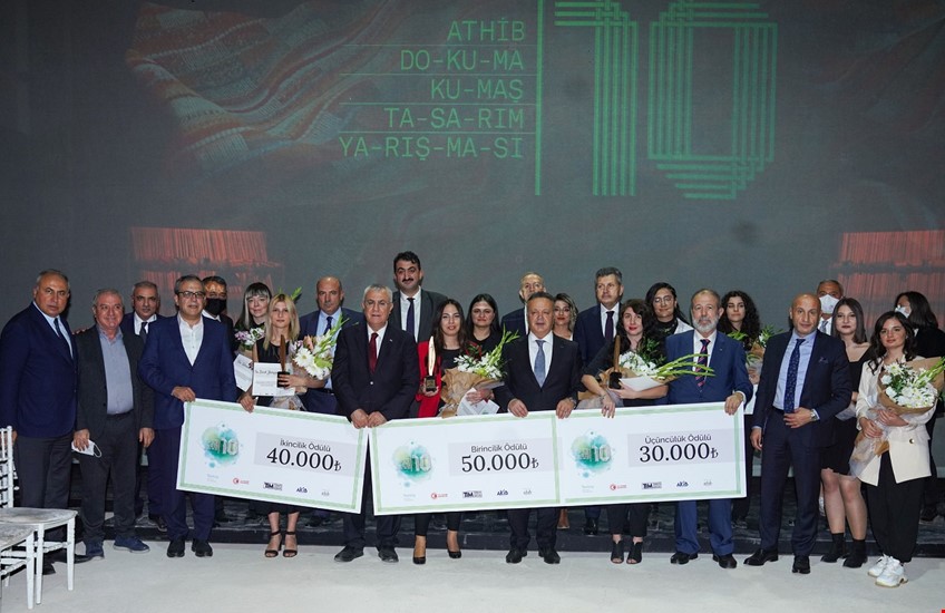 10. ATHİB Dokuma Kumaş Tasarım Yarışmasında Ödüller Sahiplerini Buldu